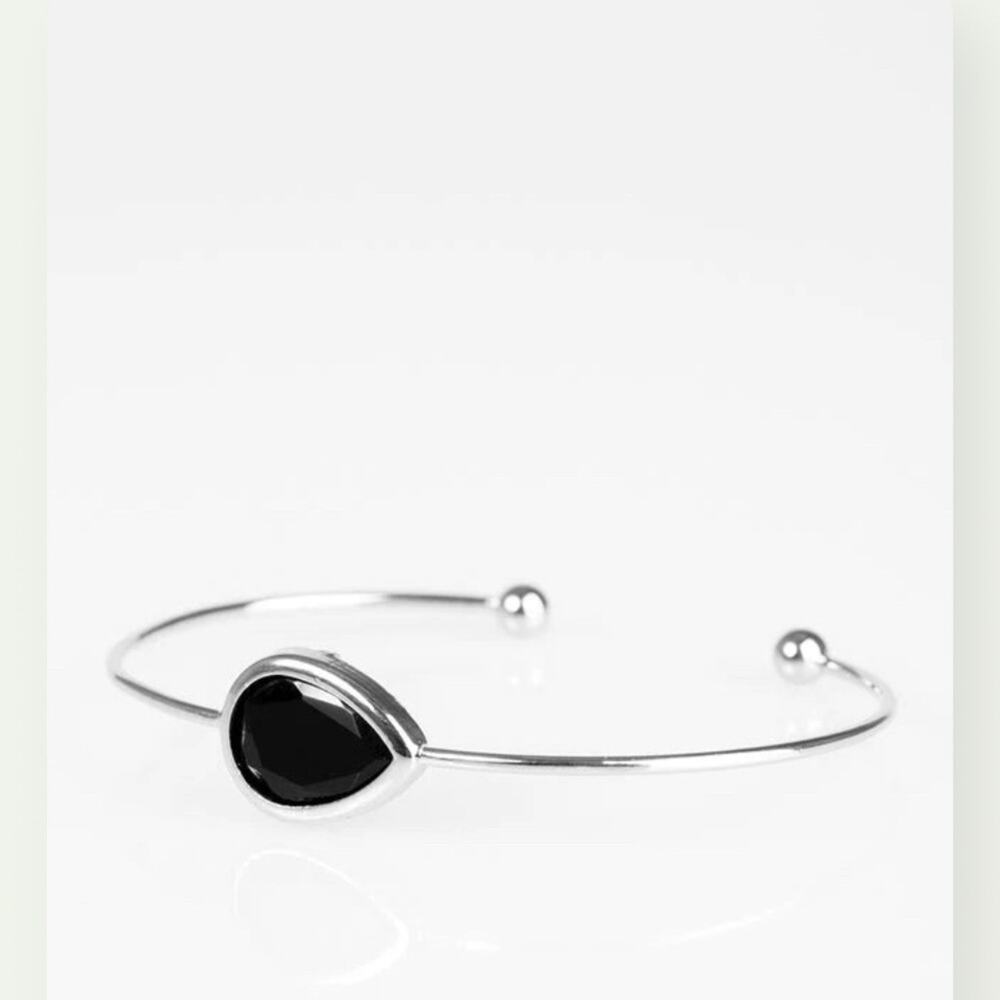 Paparazzi Silver Black Teardrop Stone Cuff Bracelet‎ Minimalist Jewelry